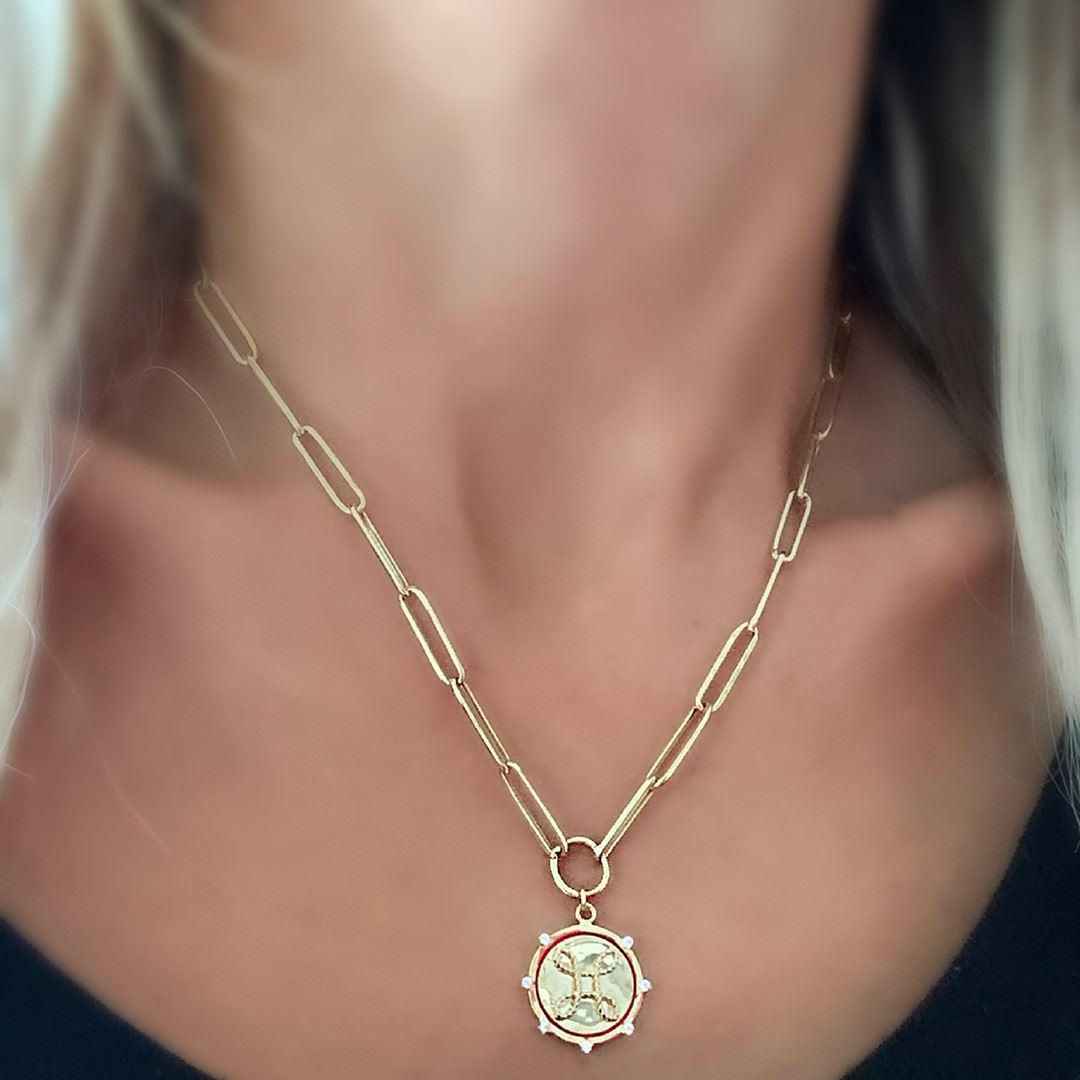 Düğüm Figürlü Kolye GK011