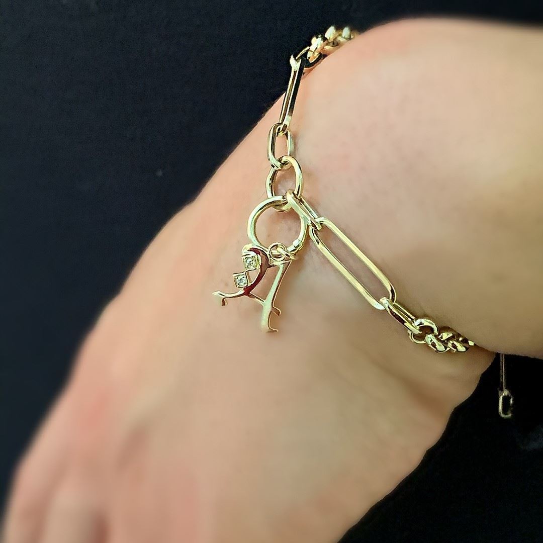 Pırlanta Taşlı Harfli Bileklik GK024