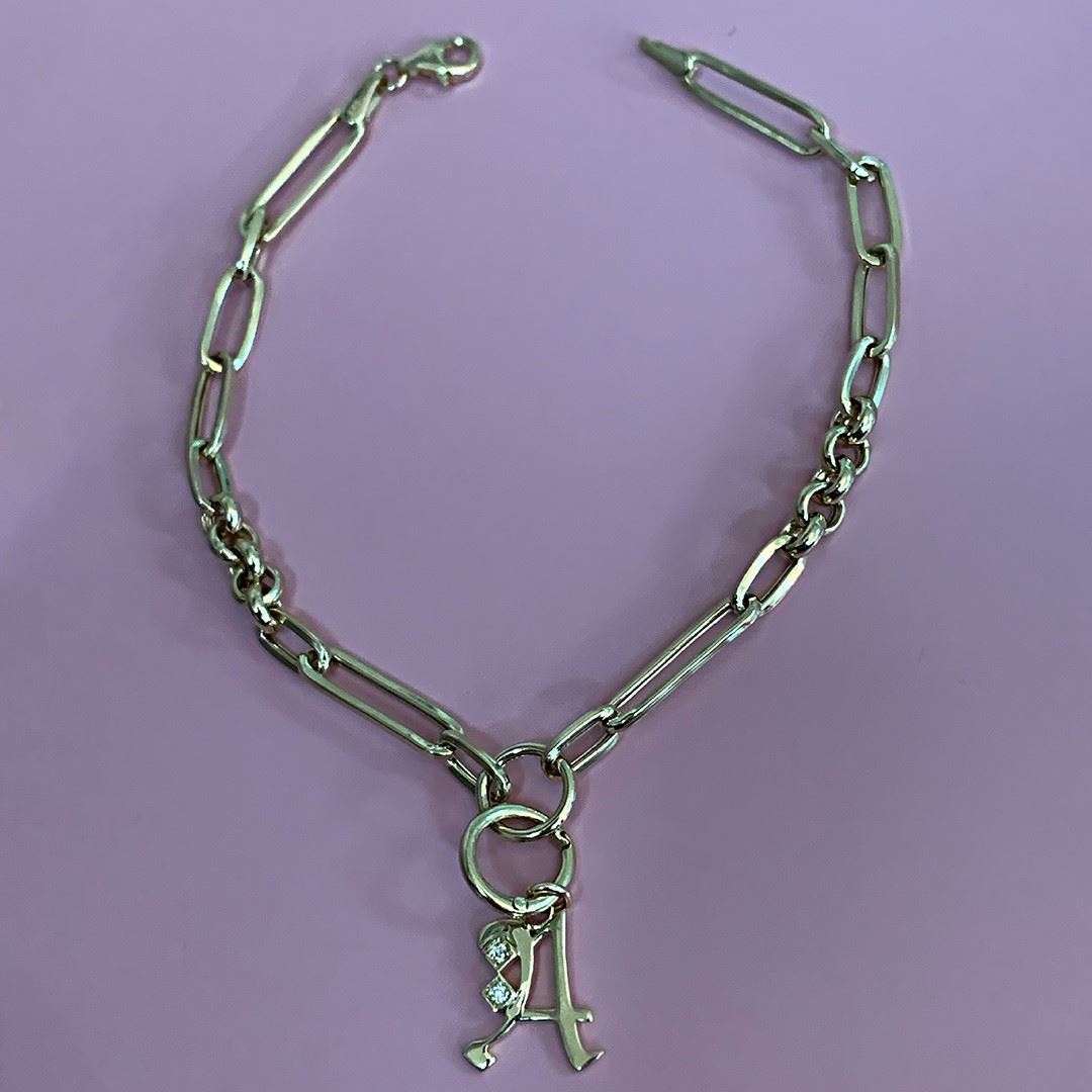 Pırlanta Taşlı Harfli Bileklik GK024