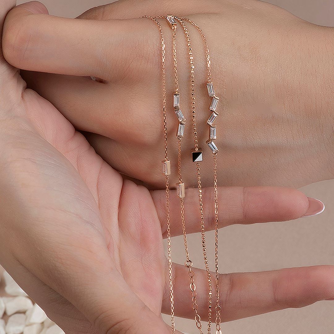 Gravity Mine Küp Altın Bileklik PI0068