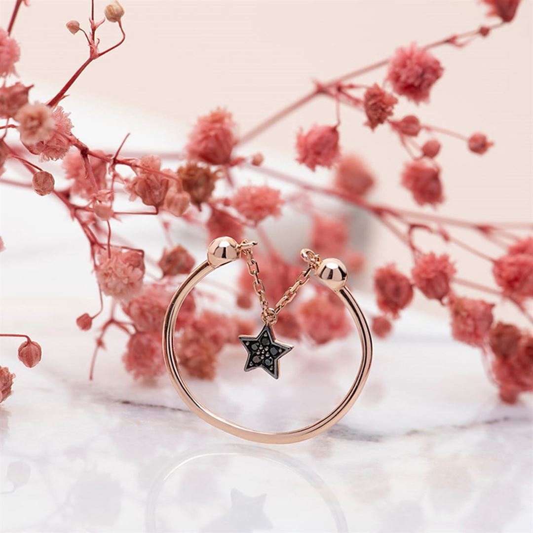 Cabaret Sallantılı Yıldız Altın Yüzük PI0187