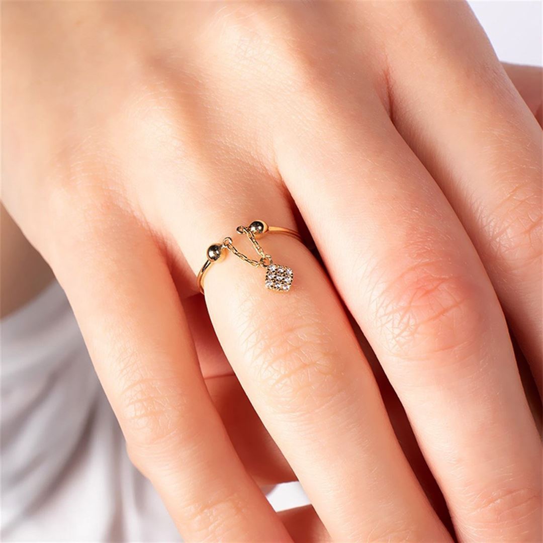 Cabaret Sallantılı Karo Altın Yüzük PI0188