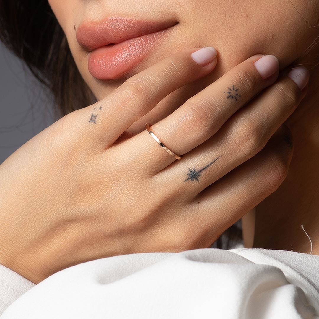 Köşeli Tel Altın Yüzük PI0235