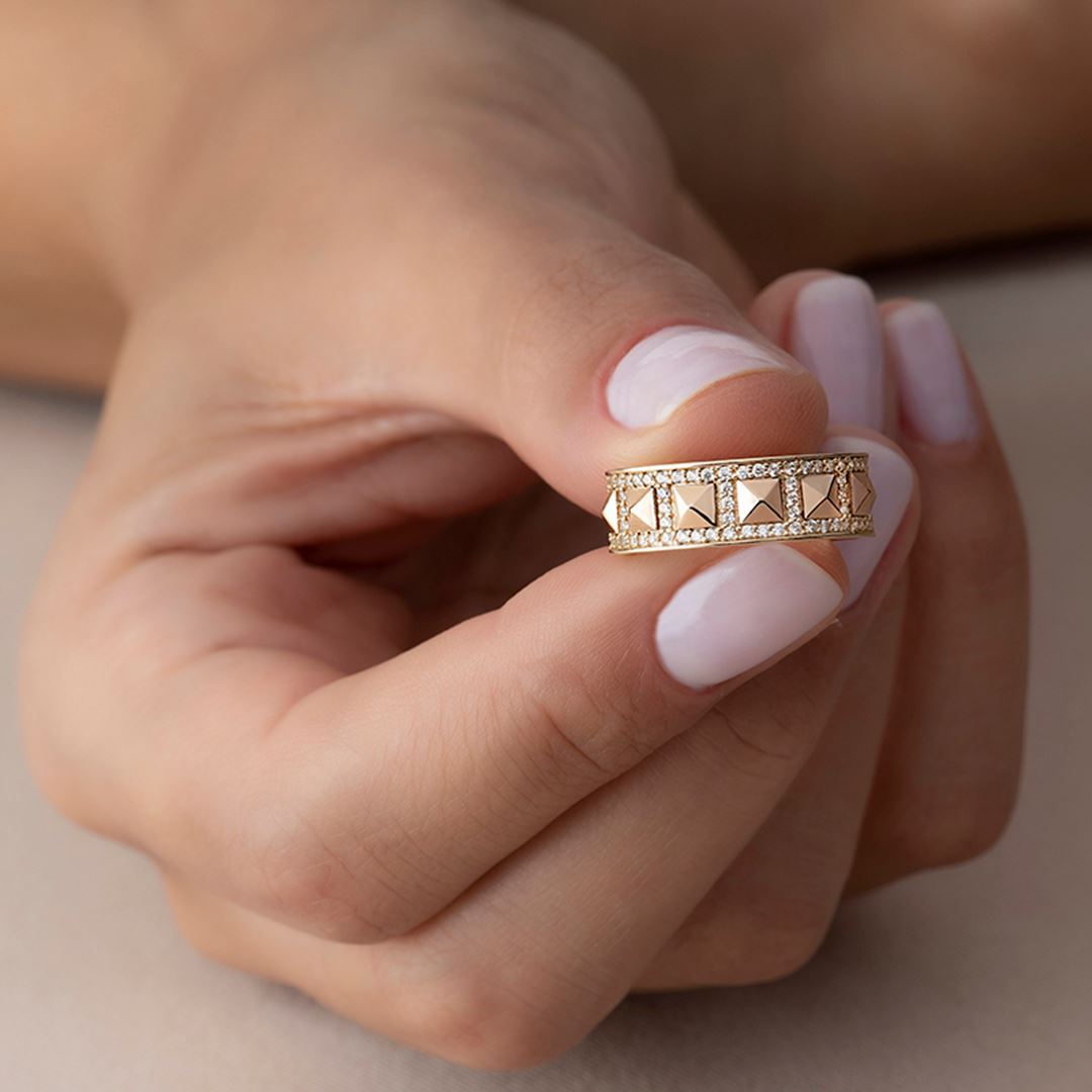 Rhythm Forte Piramit Taşlı Altın Yüzük PI0259
