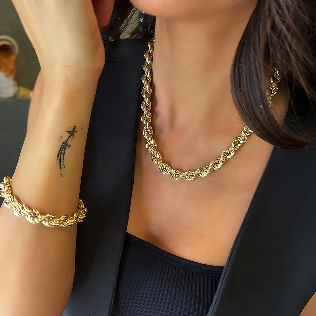 İthal  Burgu Kolye A0011