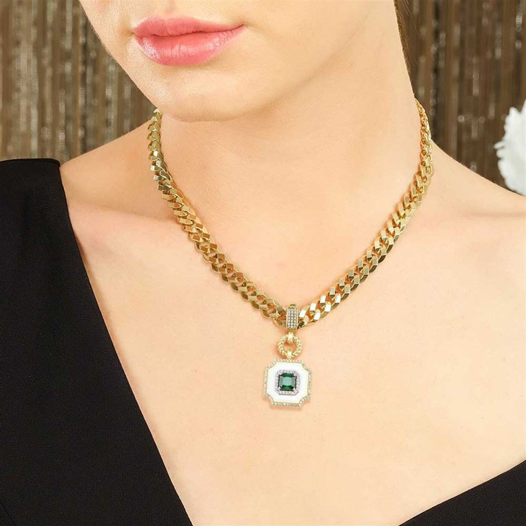 Beyaz Mineli Zümrüt Taşlı Kolye Ucu Charm CA0002