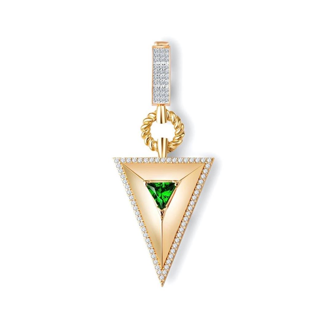 Zümrüt Piramit Kolye Ucu Charm CA0032