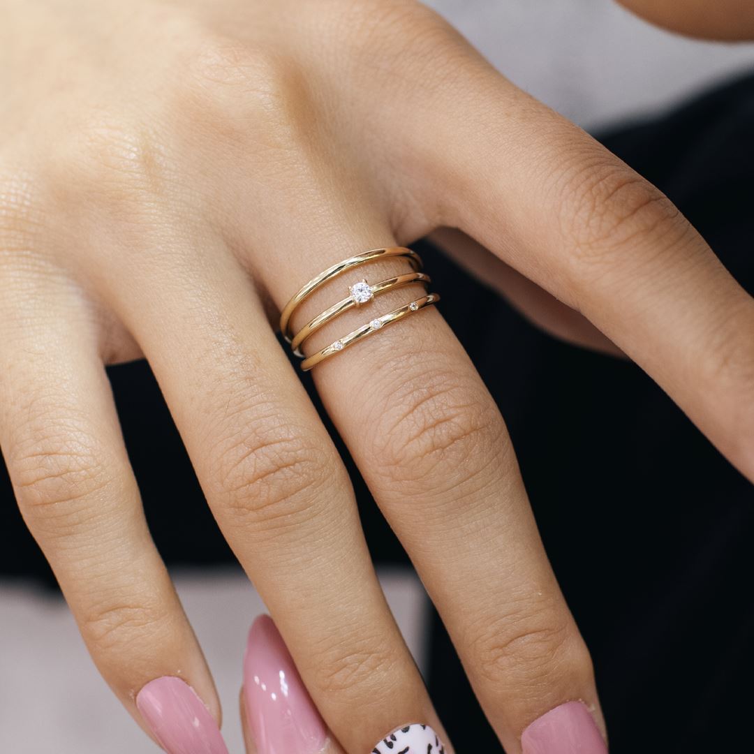 Üç Sıra Tektaş Yüzük Y01071