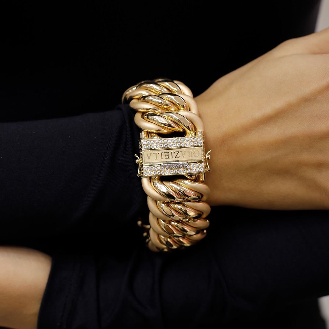 İthal Gurmet Bileklik AA0005