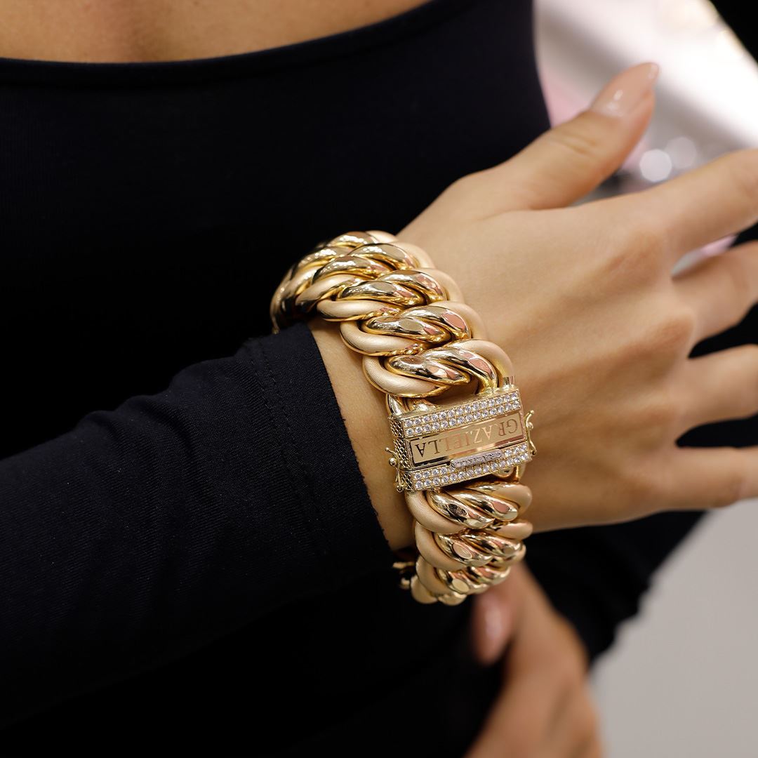 İthal Gurmet Bileklik AA0005