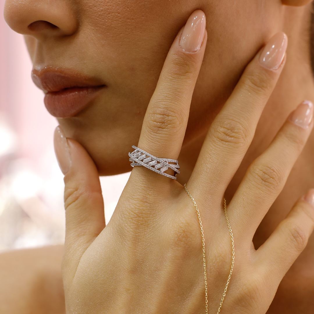 İthal Beyaz Altın Baget Yüzük AA0035