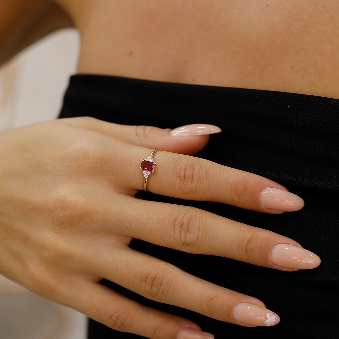 Minimal  Üç taş Yüzük AA0030