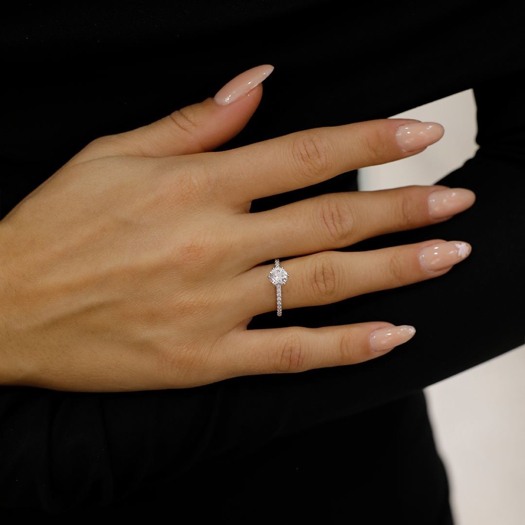 Beyaz Altın Taşlı 6 Tırnak Tektaş Yüzük AA0025