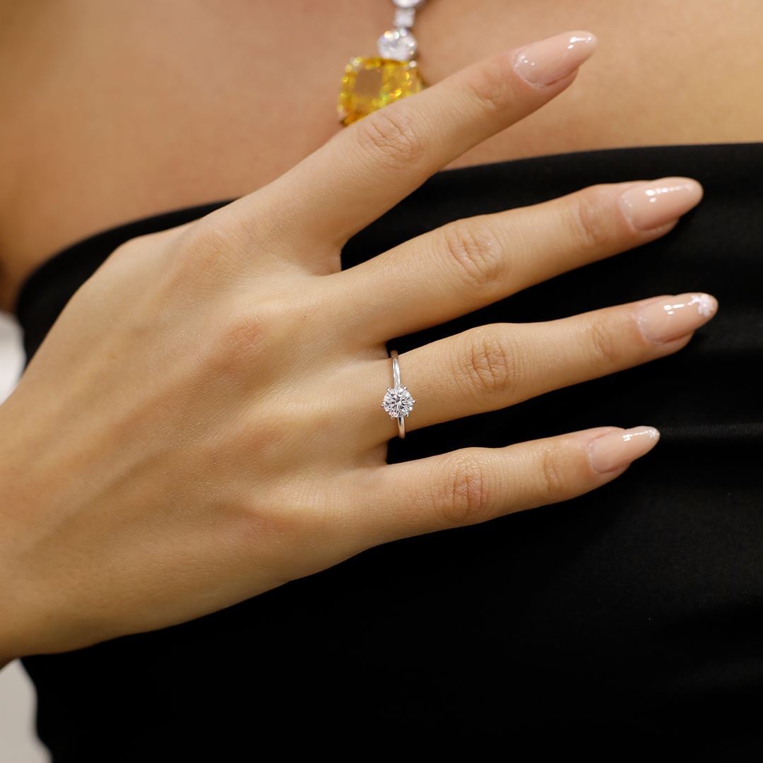 Beyaz Altın Tektaş 6 Tırnak AA0023