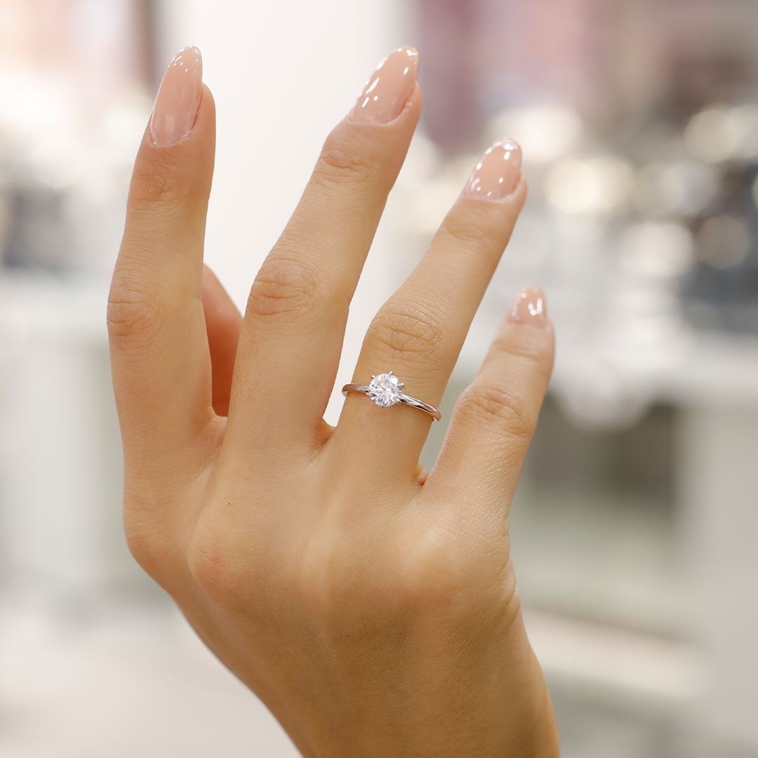 Beyaz Altın Tektaş 6 Tırnak AA0023