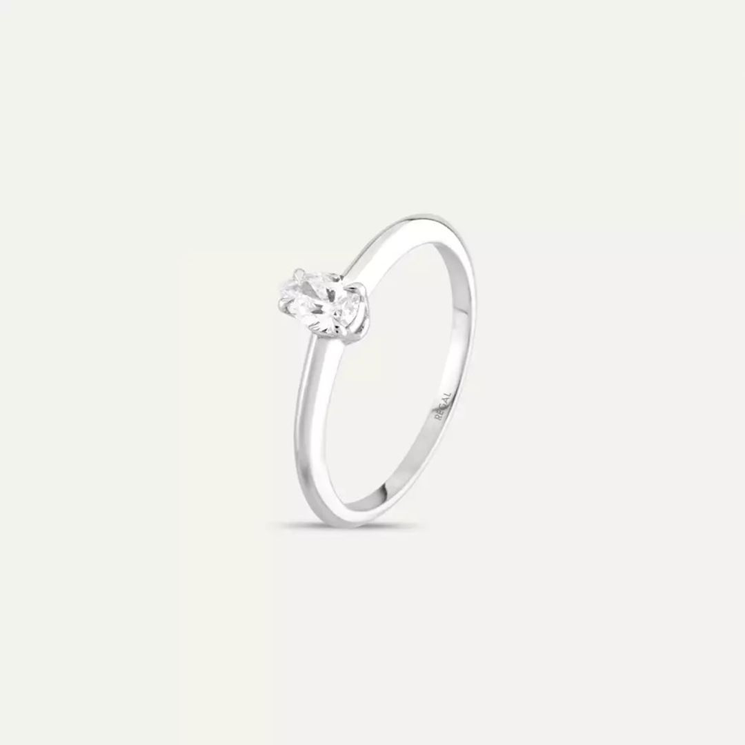 0.30 CT Damla Kesim Pırlanta Tektaş Yüzük