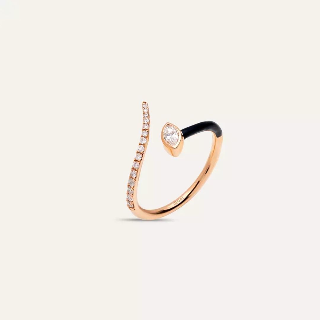 Savia Pırlanta Taşlı ve Siyah Mineli Yüzük