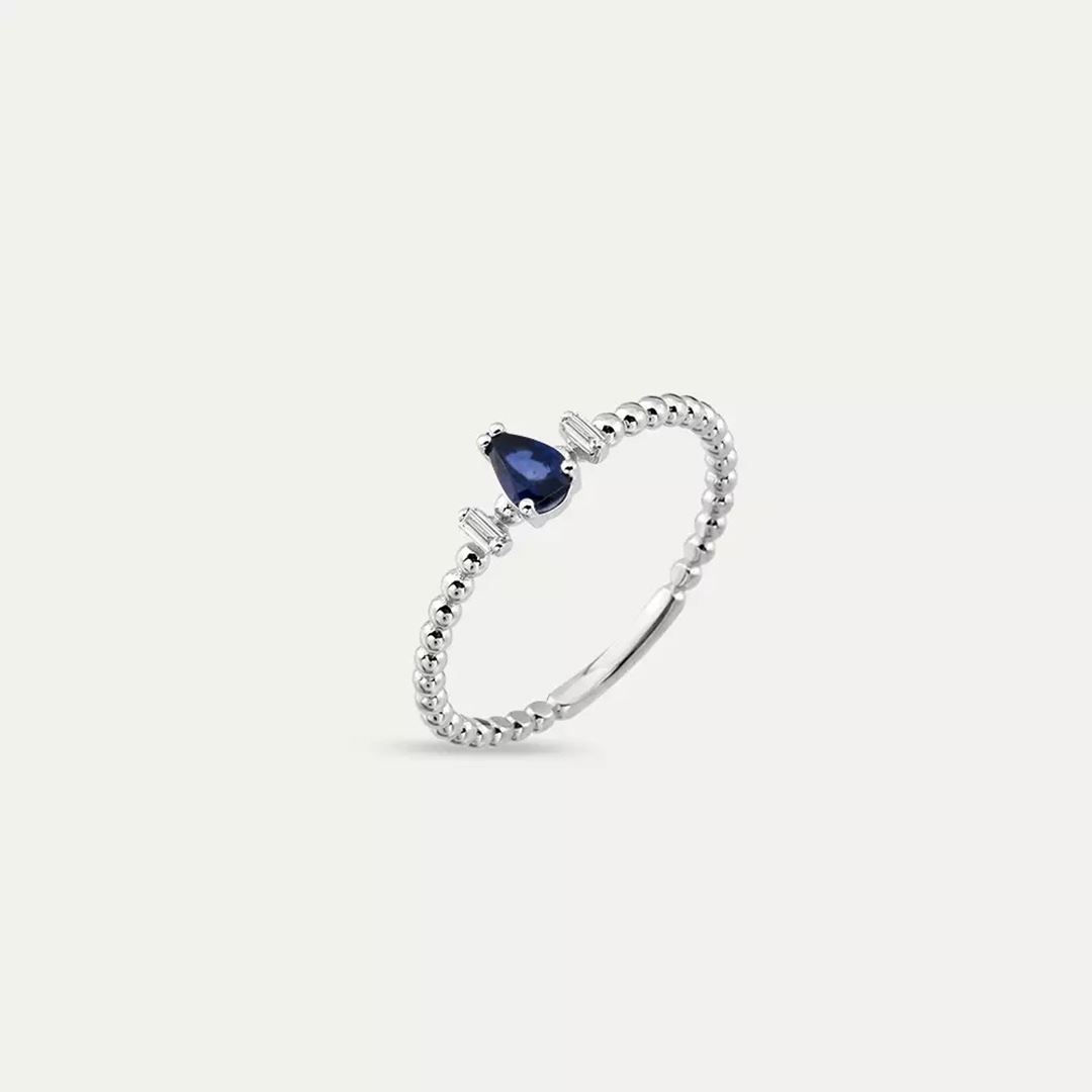 0.29 CT Damla Safir ve Baget Pırlanta Taşlı Beyaz Altın Yüzük