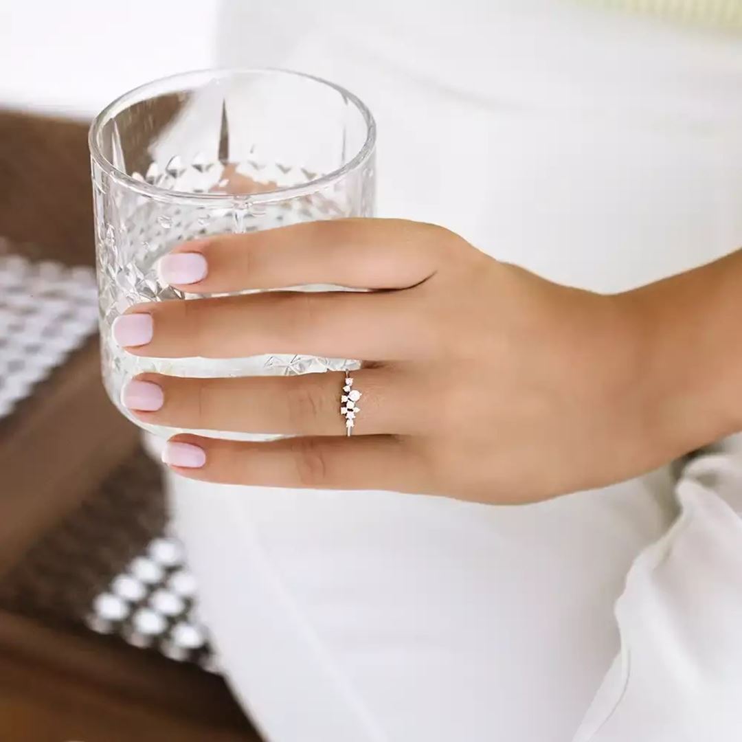 Jasmine Pırlanta Taşlı Beyaz Altın Yüzük