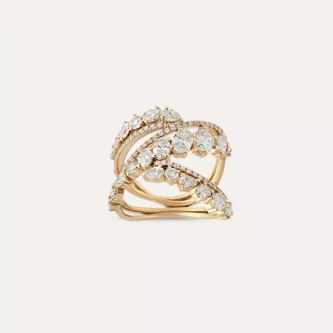 2.42 CT Oval ve Damla Kesim Pırlanta Taşlı Yüzük