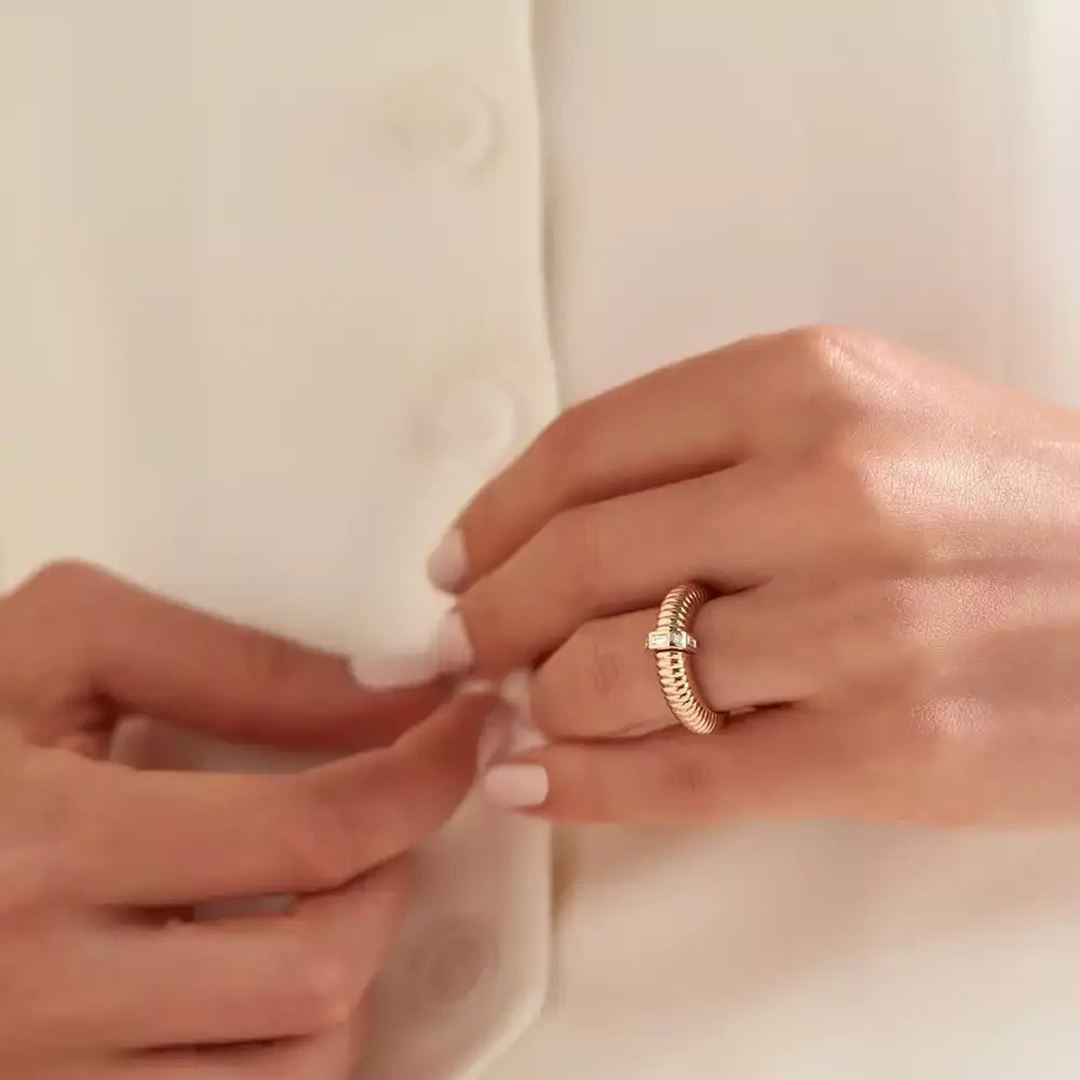 0.17 CT Baget Pırlanta Taşlı Rose Altın Yüzük