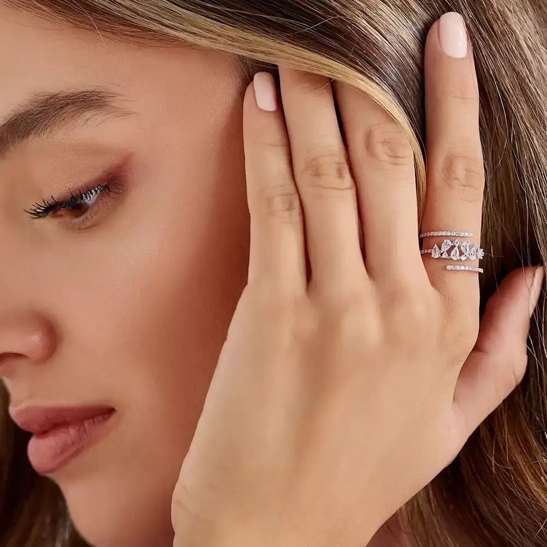 Pia 0.73 CT Damla Kesim Pırlanta Taşlı Beyaz Altın Yüzük