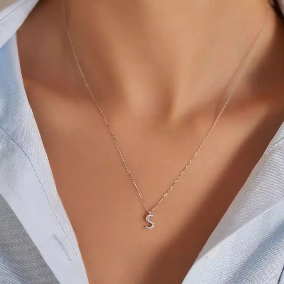 S Harf 0.06 CT Pırlanta Taşlı Beyaz Altın Kolye