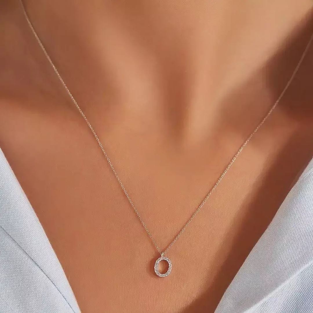 O Harf 0.10 CT Pırlanta Taşlı Beyaz Altın Kolye