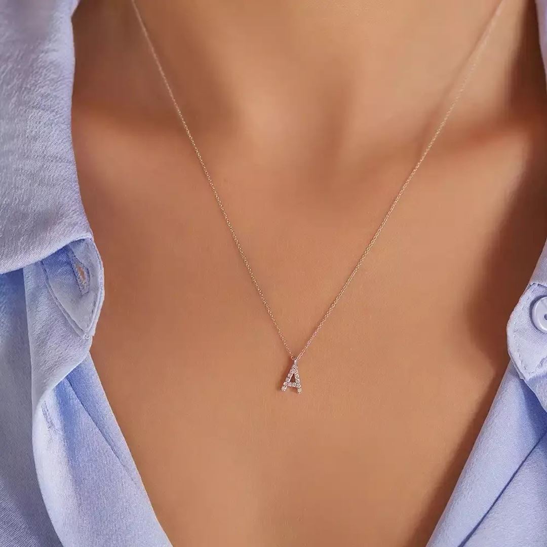 A Harf 0.09 CT Pırlanta Taşlı Beyaz Altın Kolye