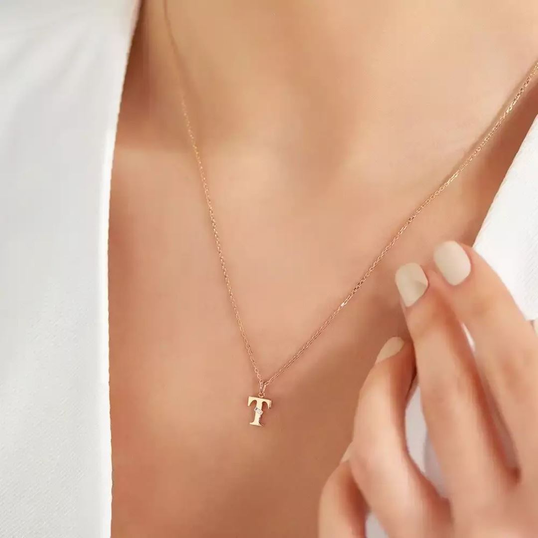T Harf Pırlanta Taşlı Rose Altın Kolye