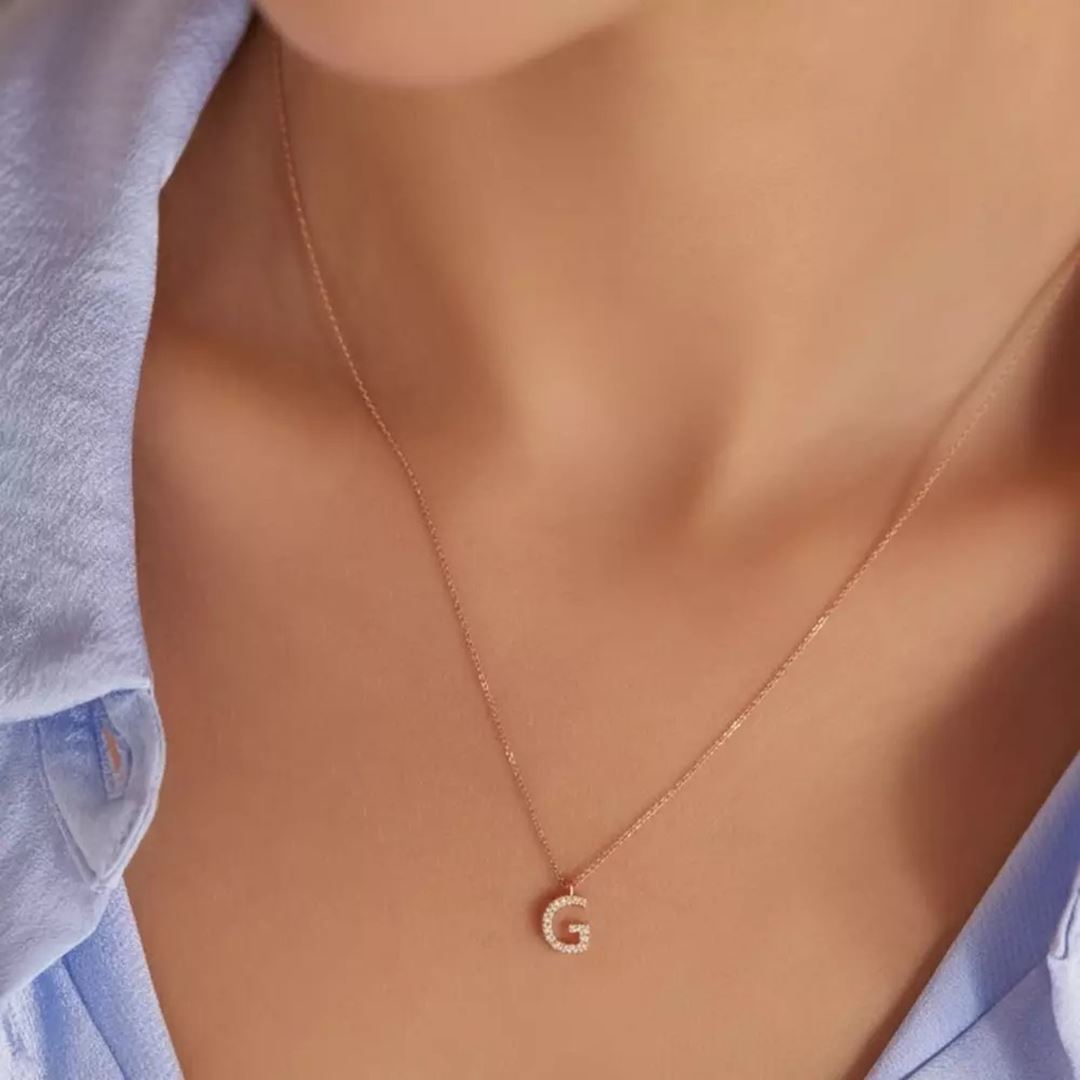 G Harf 0.07 CT Pırlanta Taşlı Rose Altın Kolye