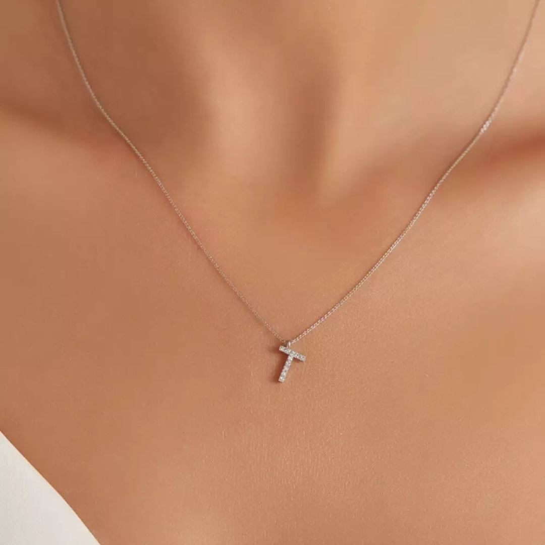 T Harf 0.06 CT Pırlanta Taşlı Beyaz Altın Kolye