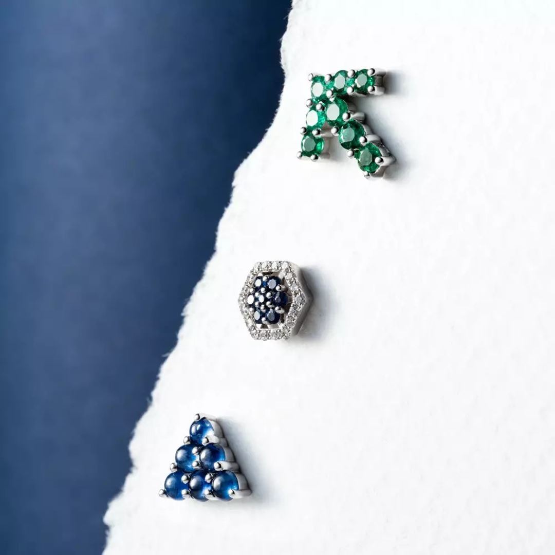 Delta Safir Taşlı Beyaz Altın Tek Küpe