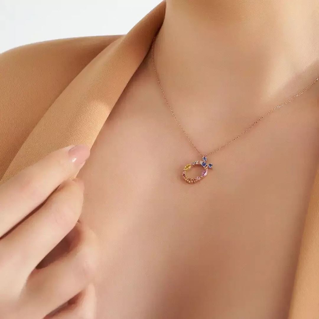 Ö Harf Multicolor Safir ve Brown Pırlanta Taşlı Rose Altın Kolye