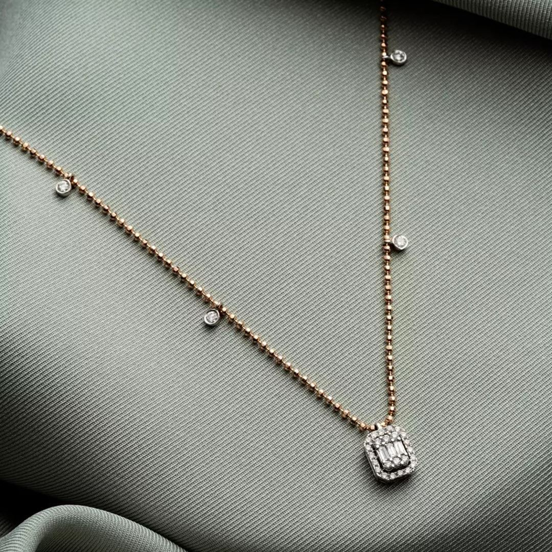 Anna Baget Kesim Pırlanta Taşlı Rose Altın Kolye