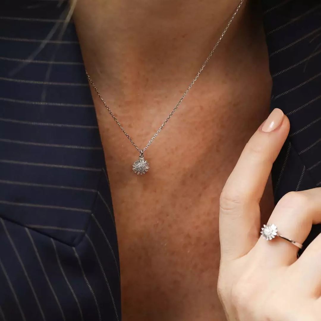 Shiny Pırlanta Taşlı Beyaz Altın Kolye