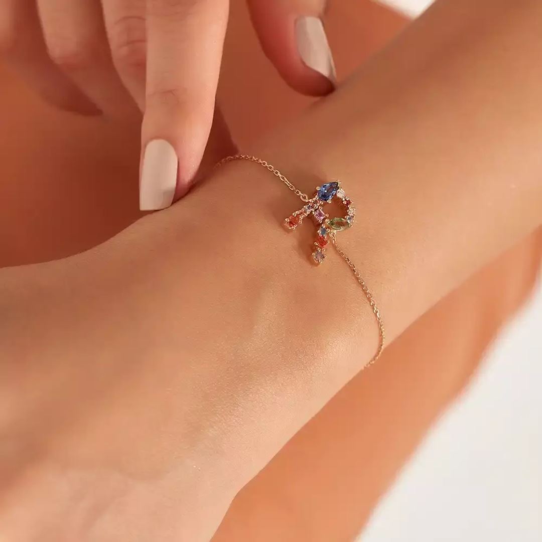 R Harf Brown Pırlanta ve Multicolor Safir Taşlı Bileklik