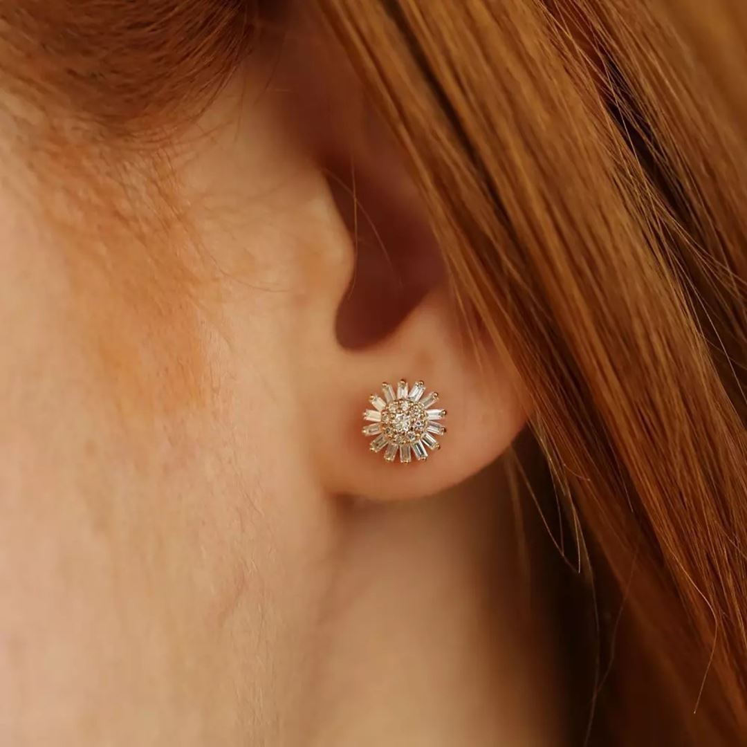 Shiny Baget Kesim Pırlanta Taşlı Rose Altın Küpe