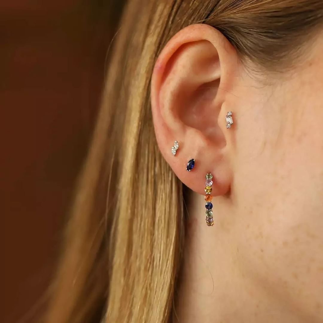 0.37 CT Markiz Kesim Safir Taşlı Beyaz Altın Küpe