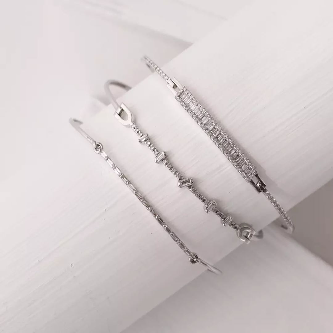 1.07 CT Baget Kesim Pırlanta Taşlı Beyaz Altın Bileklik